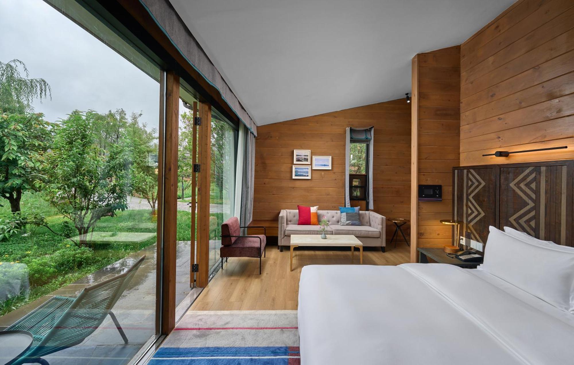 Hotel Indigo Lugu Lake By Ihg Lijiang  Eksteriør bilde
