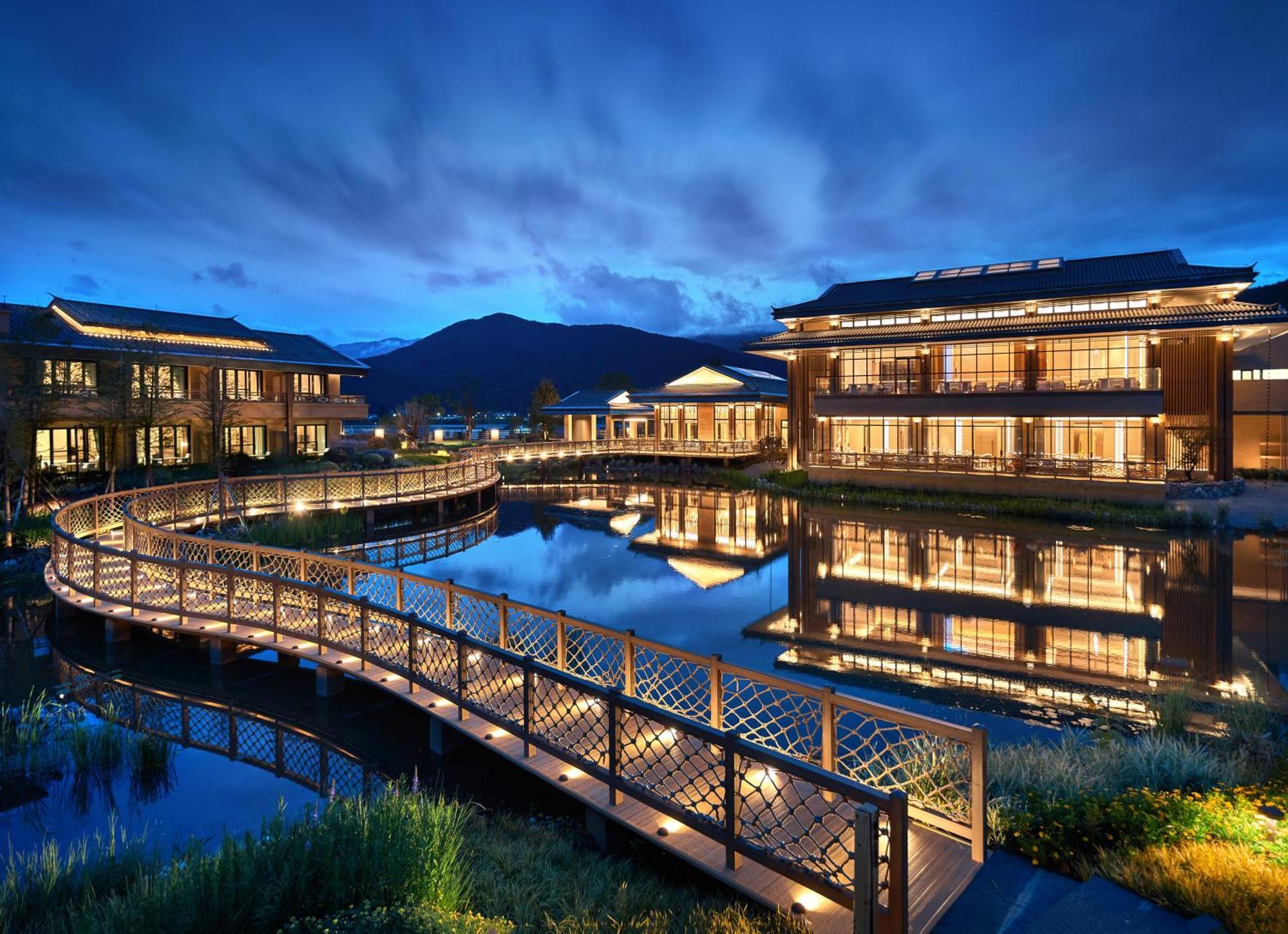 Hotel Indigo Lugu Lake By Ihg Lijiang  Eksteriør bilde