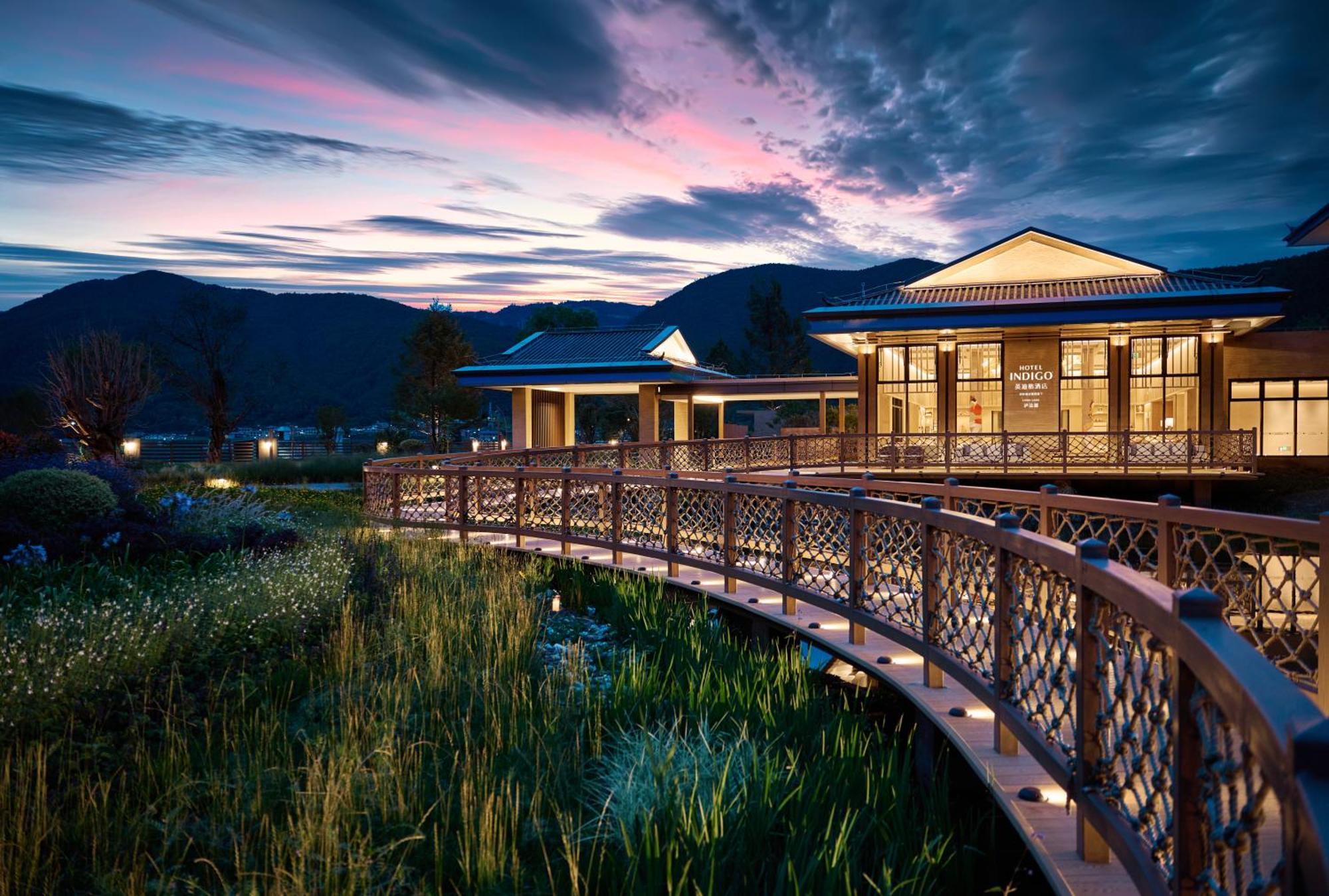 Hotel Indigo Lugu Lake By Ihg Lijiang  Eksteriør bilde