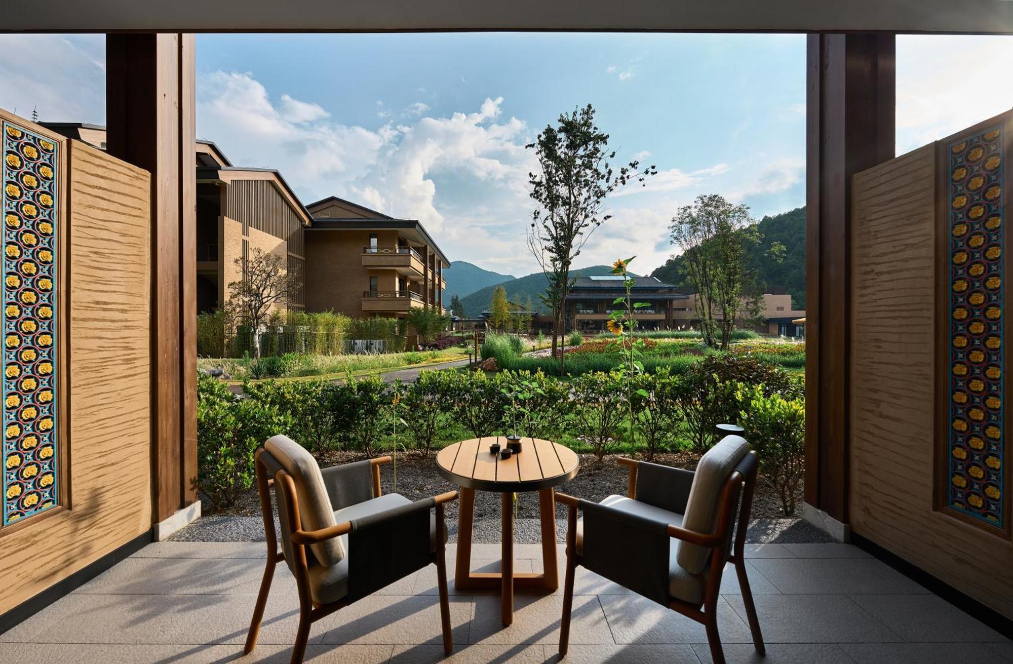 Hotel Indigo Lugu Lake By Ihg Lijiang  Eksteriør bilde